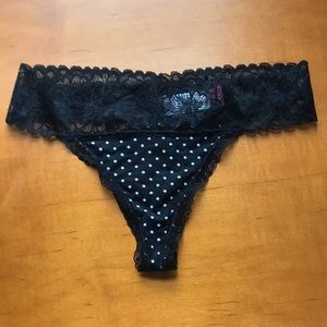 No Boundaries black thong panty